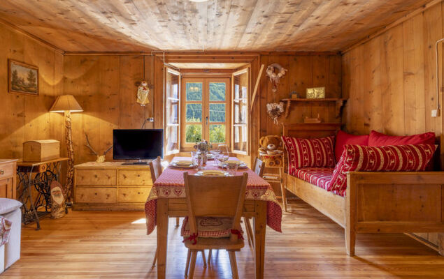 Pozzaglio Mountain Home - Photo 1