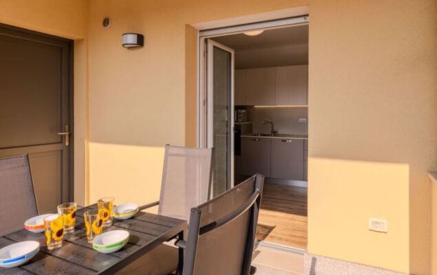 Calicantus - Nespolo - Photo 1