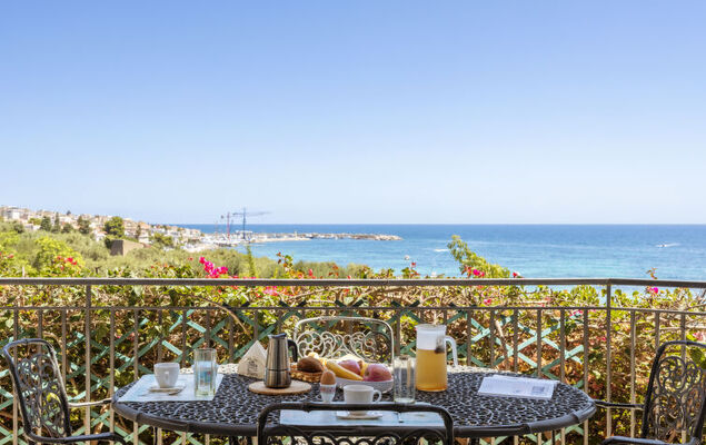 Cicladi Paros - Photo 1